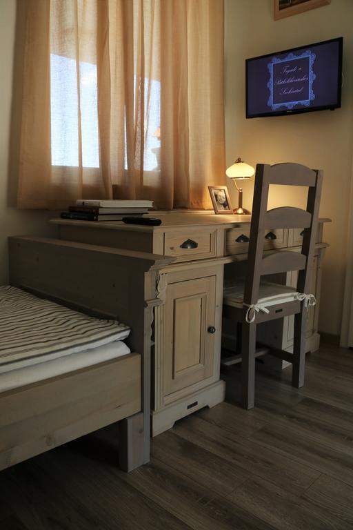 Bed and Breakfast Fogado A Patkolokovacshoz Vendeghaz Szekszárd Exterior foto